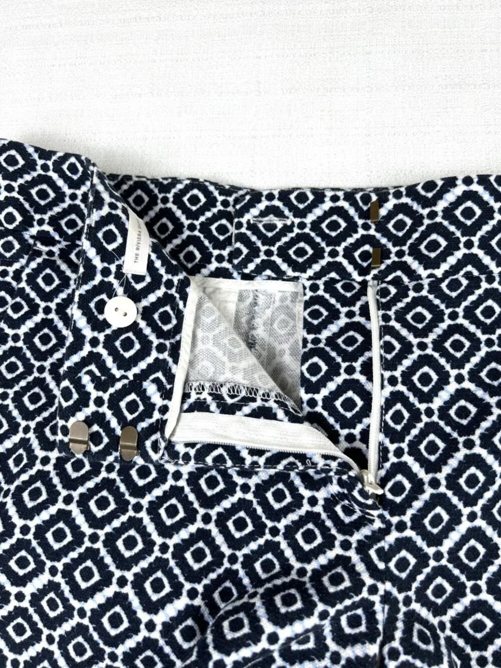 Ann Taylor Loft Geometric Print Shorts Size 6